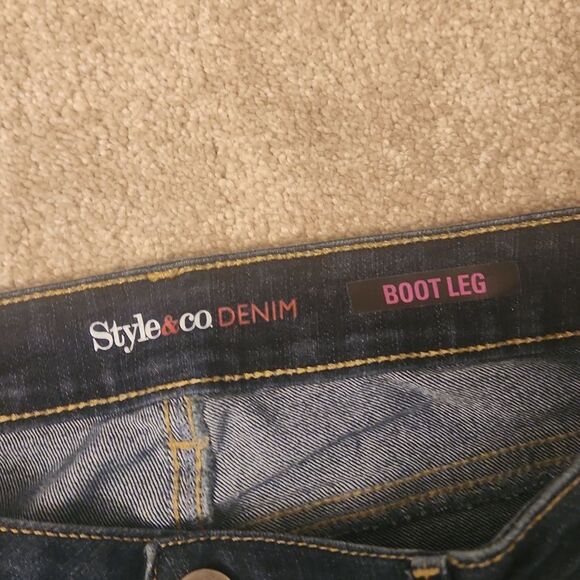 Style & Co Denim Women's Boot Leg Jeans Size 10 Short - Picture 4 of 7